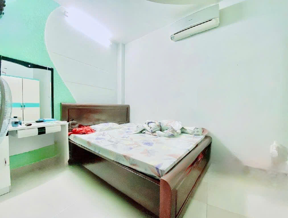 TÂN BÌNH – CHỢ PHẠM VĂN HAI – NGANG KHỦNG 8M – 4 TẦNG – DÒNG TIỀN CAO – CHỈ 8.X TỶ. - Ảnh 2